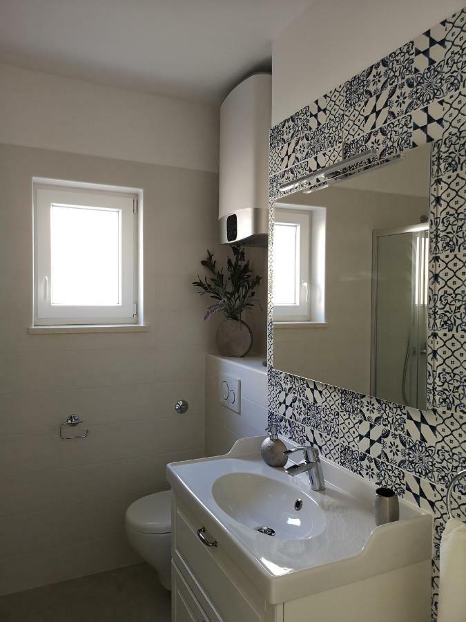 Katarina Apartment Punat Exterior photo