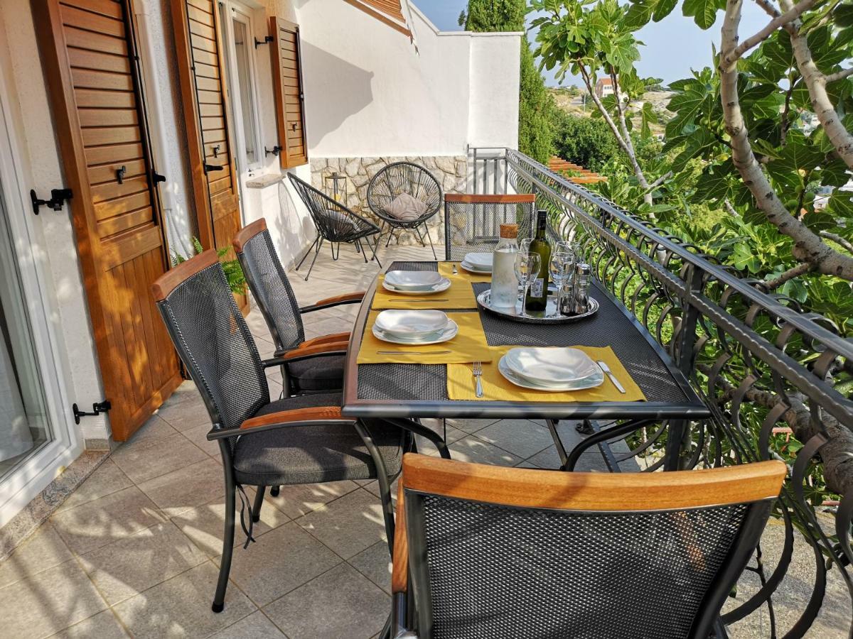 Katarina Apartment Punat Exterior photo